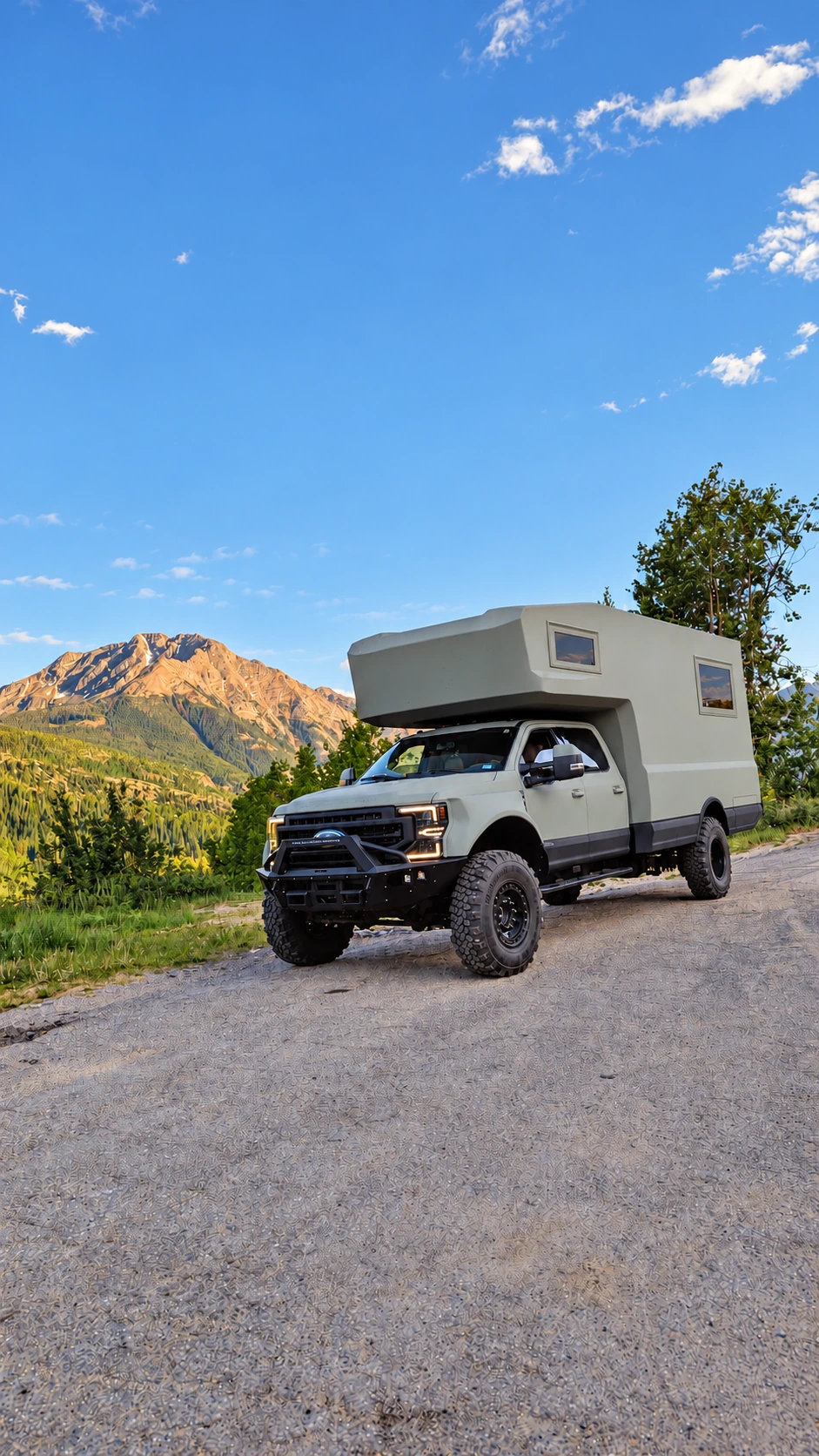 SALT F550 prototype — a wider perspective